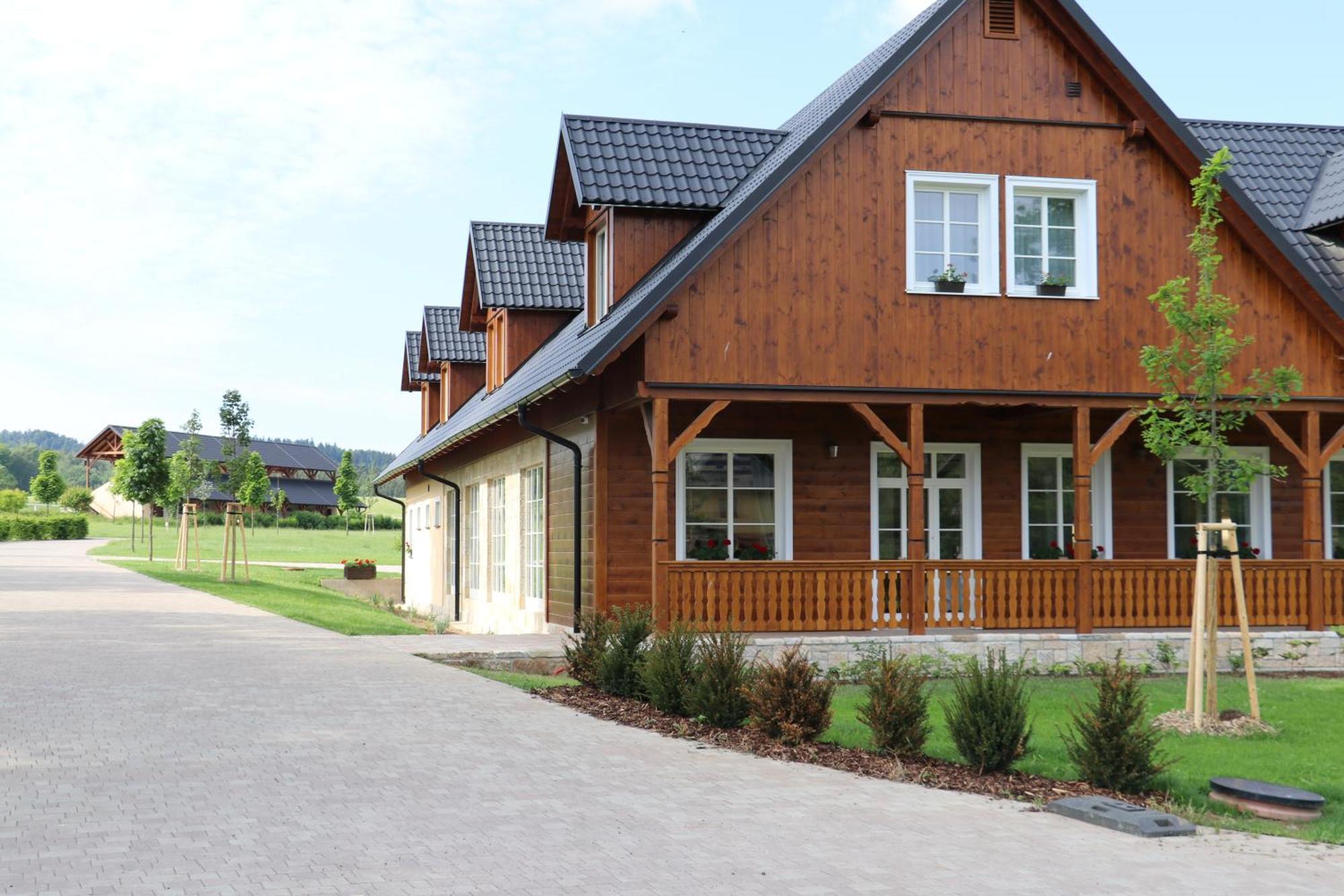 Apartman-Hotel Jitravsky Dvorec Rynoltice Екстериор снимка